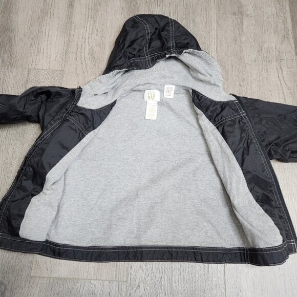 Gap Baby Black Hooded Rainjacket Size 3T - Picture 4 of 10